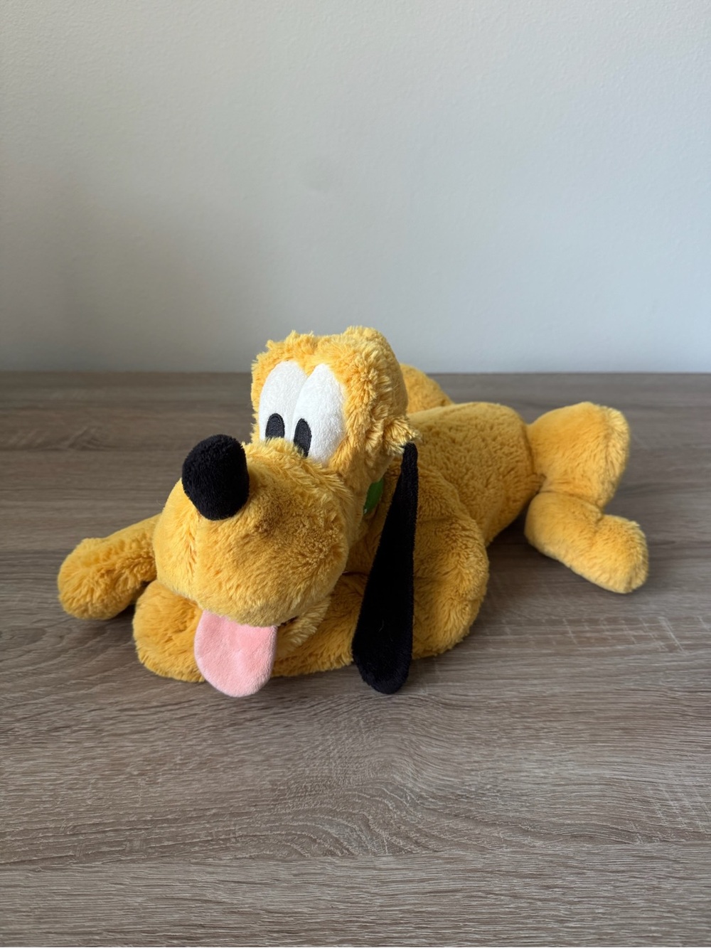 Disney Store Pluto Plush Stuffed Animal Dog Toy Yellow Black 15" Authentic